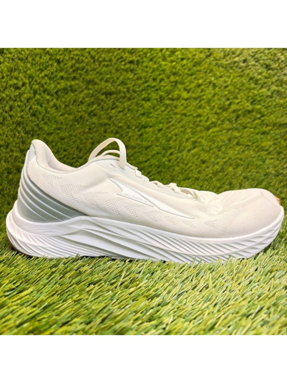 Altra Rivera 4 Womens Size 8.5 White Athletic Running Walking Shoes Sneakers